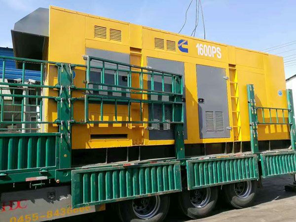 三道镇测量水冷式机油散热器密封件尺寸时的注意事项有哪些？